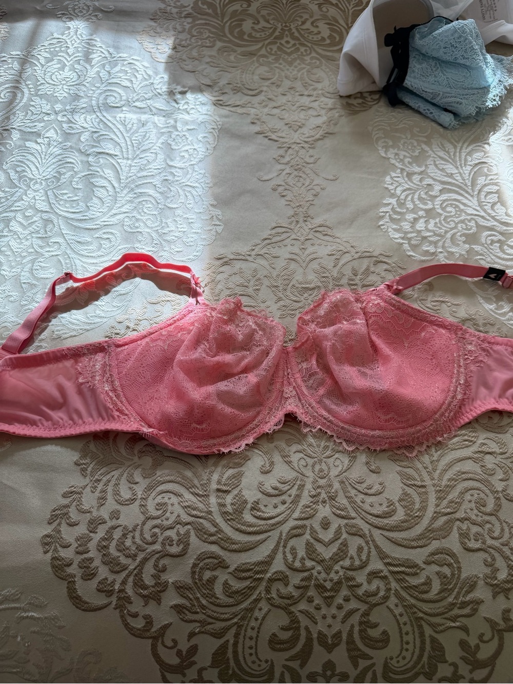 Victoria's Secret Pink Lace Underwire Bra - Bright Pink